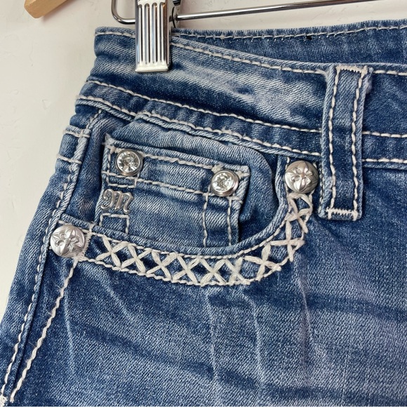 Miss Me Y2K Crystal Studded Embellished Distressed Denim Jean Shorts Size 26 - Picture 3 of 16
